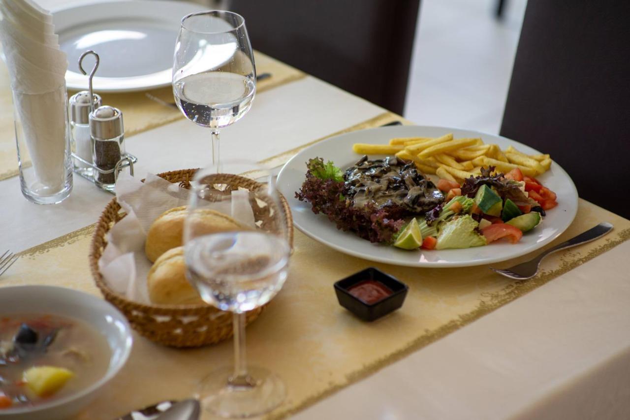 Am Flugplatz Hotel Restaurant Lautzenhausen Zewnętrze zdjęcie