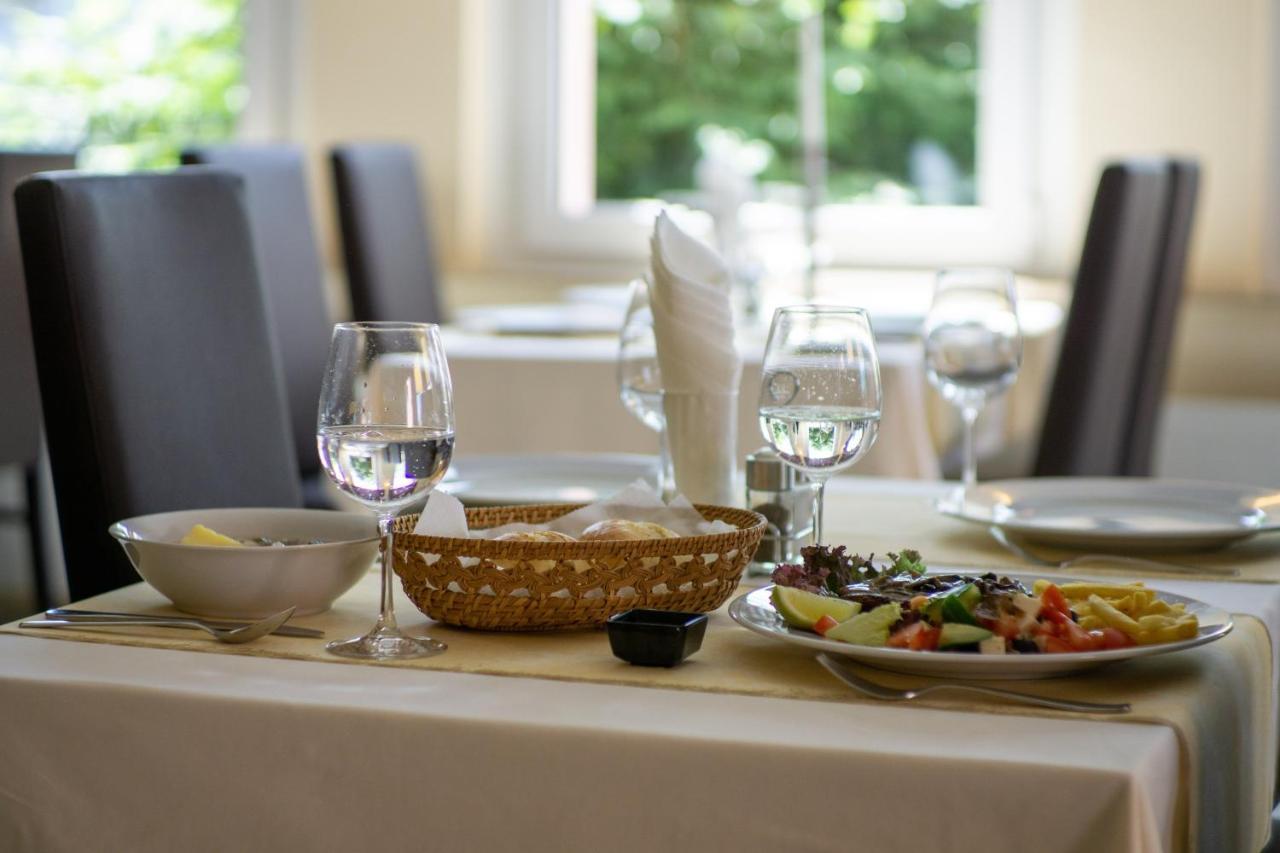 Am Flugplatz Hotel Restaurant Lautzenhausen Zewnętrze zdjęcie