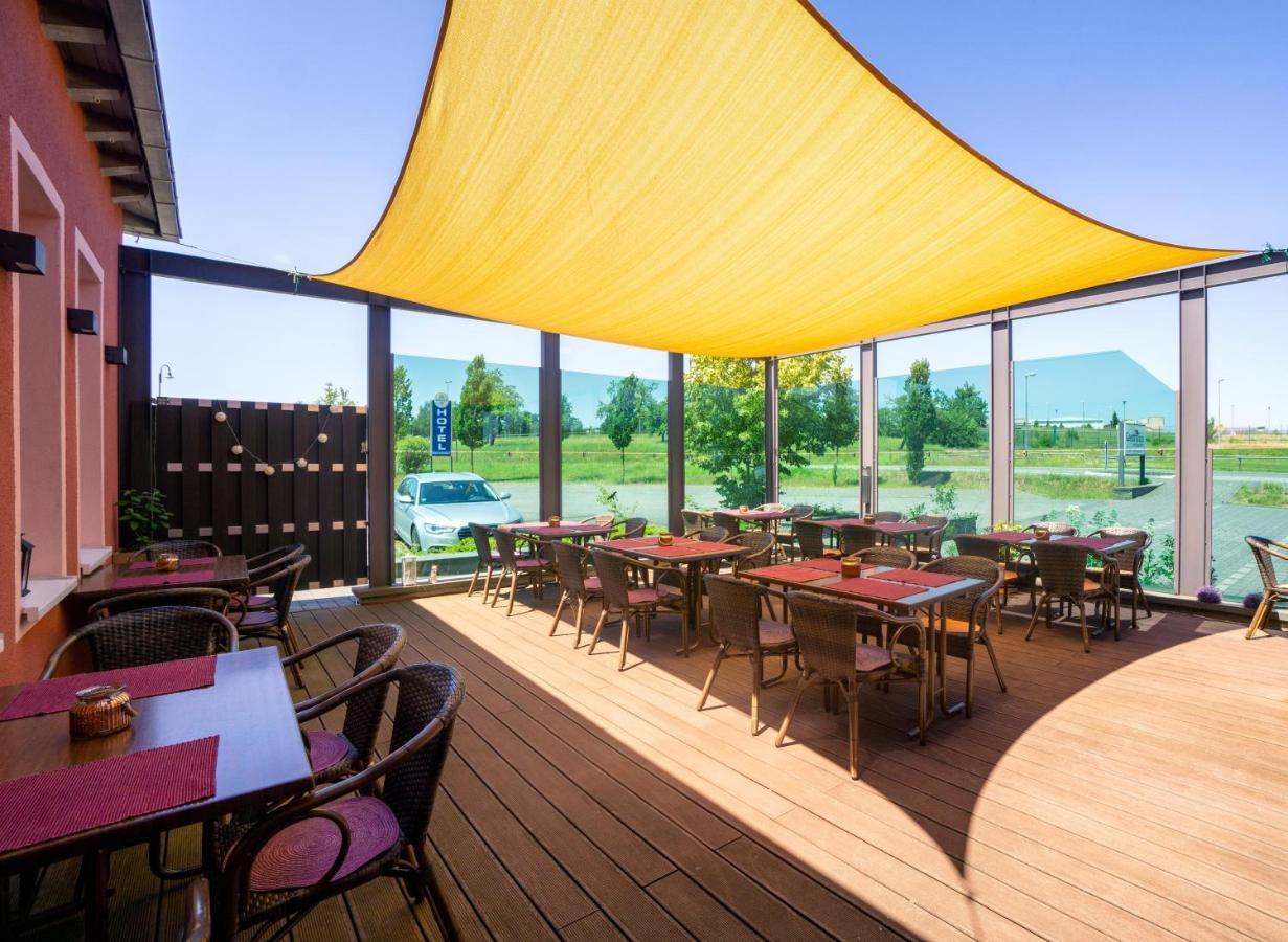 Am Flugplatz Hotel Restaurant Lautzenhausen Zewnętrze zdjęcie